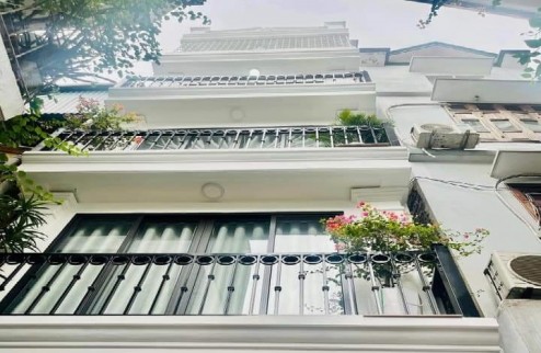 SĐCC bán nhà Lĩnh Nam Chợ Đêm 42m 5T. Mặt ngõ Thông, Kinh Doanh. Ô tô Chỉ 5 tỷ 49